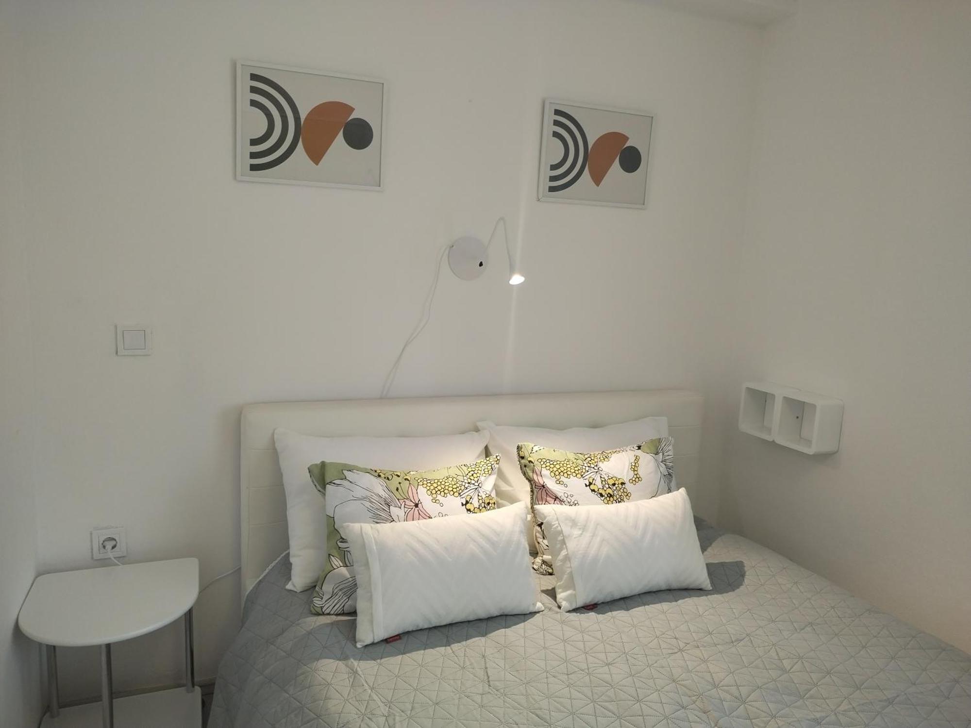 Apartments Mary & Free Parking ロヴィニ 部屋 写真